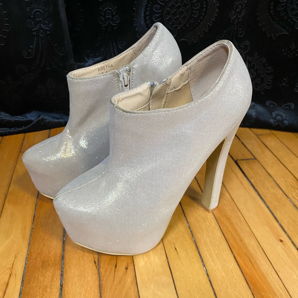 Elegant Gold High Heel Ankle Boots
